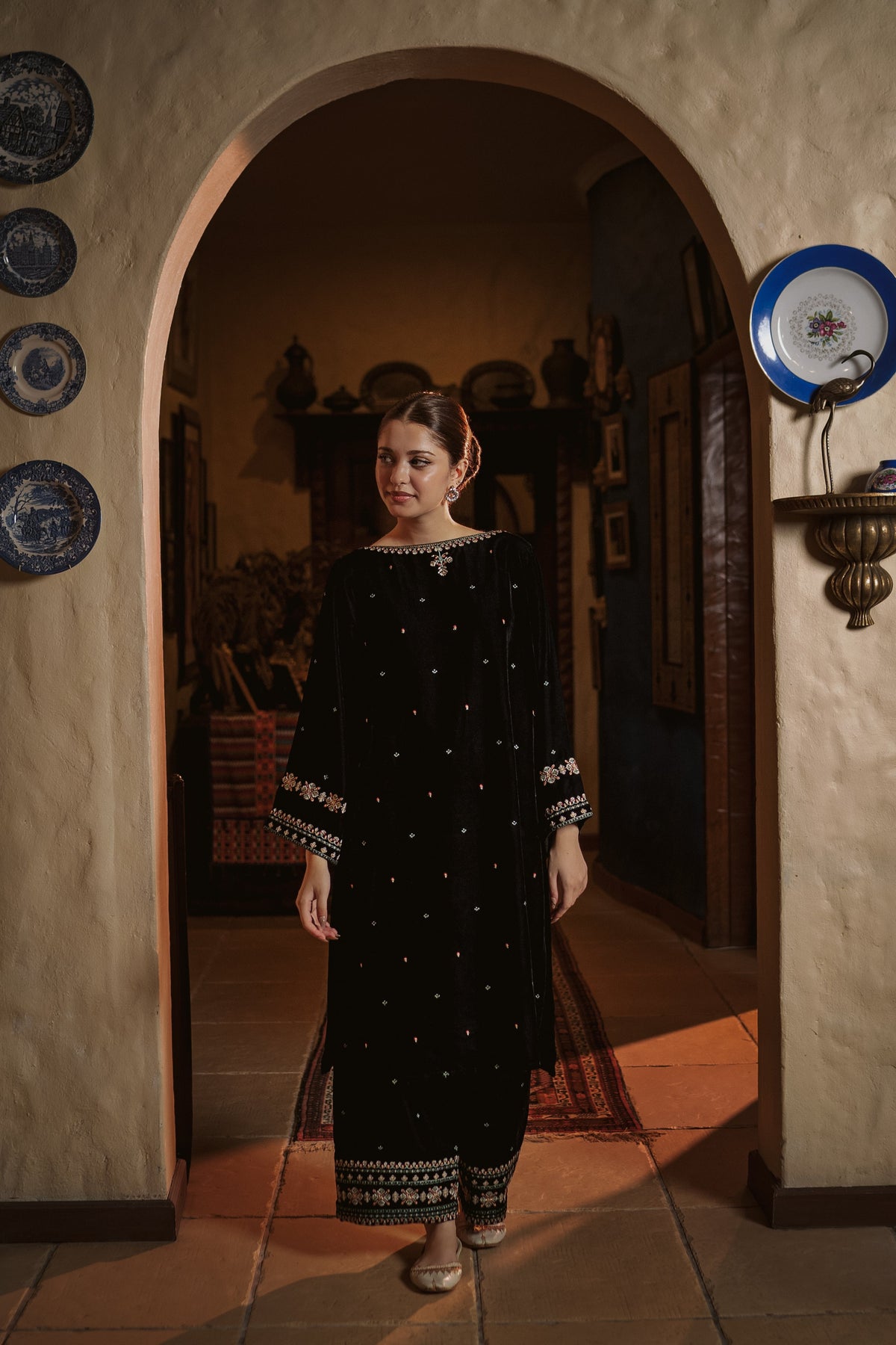 MAHNOOR